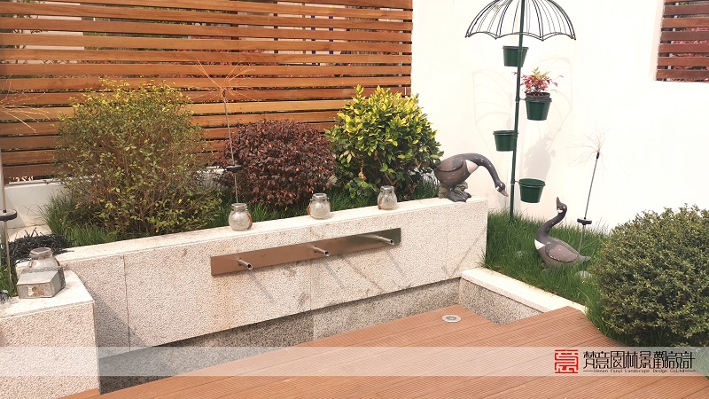 鄭州天倫莊園別墅庭院設(shè)計(jì)實(shí)景圖 鄭州天倫莊園別墅庭院設(shè)計(jì)實(shí)景圖